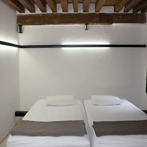 Habitación para Mujeres Compartida